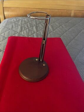 Fibre Craft Wooden Doll Stand